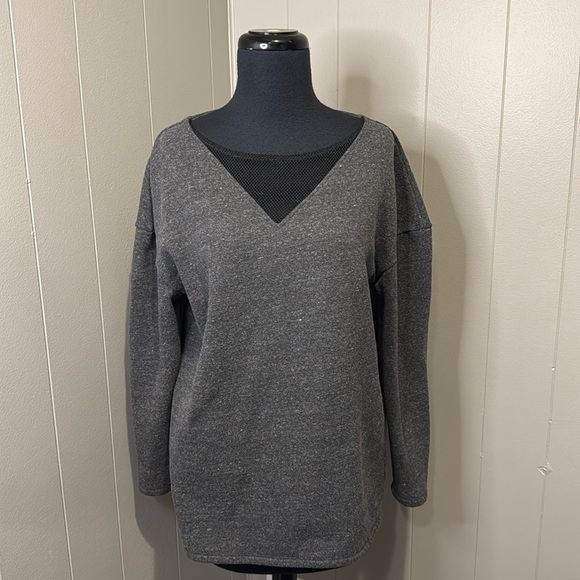 ALO Yoga Sweaters - Alo Athleisure Sweatshirt Long Sleeve Mesh V Neck Comfy Soft, Large